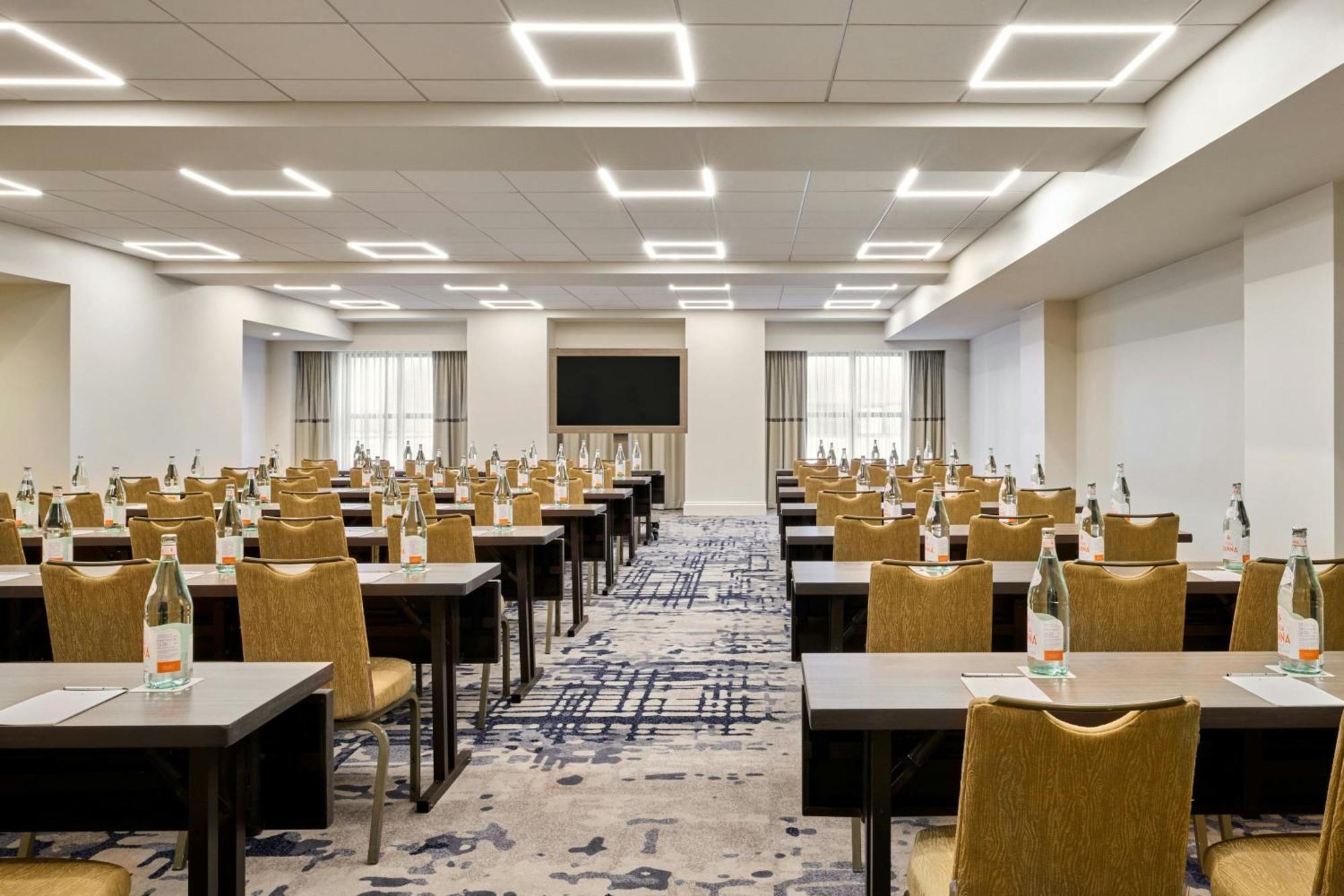 Jw Marriott Hotel 4*